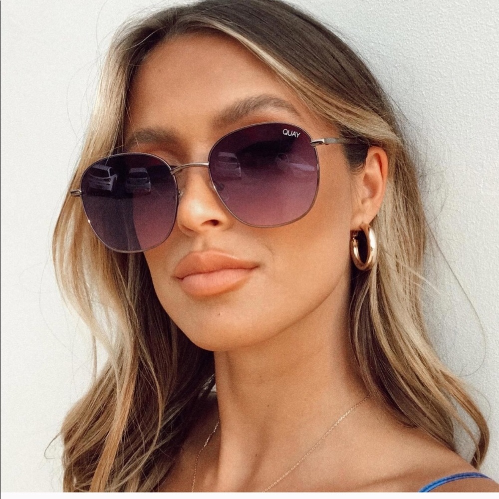 New Quay X Chrissy Jezabelle Gunmetal Sunglasses